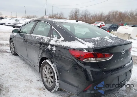 2018 Hyundai Sonata Se z USA, uszkodzony, nr VIN 5NPE24AF8JH613689